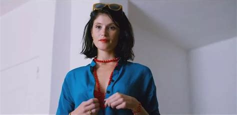 From Bond To Bare Gemma Arterton Strips Off In VERY NSFW Lesbian Scene