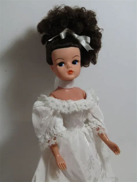 Vintage Sindy Doll Masquerade Sindy Brunette 1980s And Sindy Bride Dress