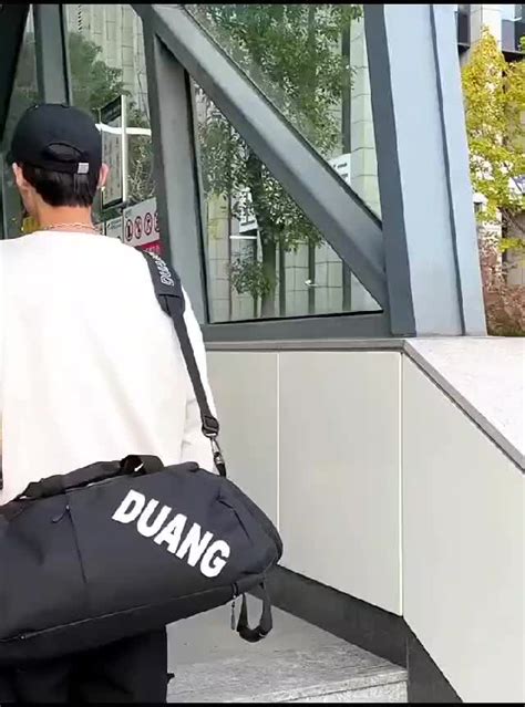 Daaung Rugged Canvas Convertible Duffel Bag for Travel/Gym/Weekends ...