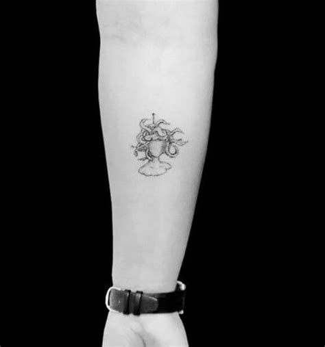 40+ Amazing Medusa Tattoo Designs and Their Meaning