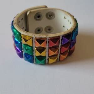Hot Topic Jewelry Vintage Hot Topic Rainbow Button Bracelet Pride Poshmark