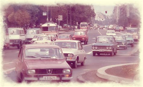 Mémoire2Ville on Twitter Bucarest rétro trafic années 80 Les Renault