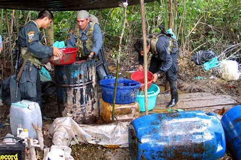 Policía Desarticula Organización Internacional Dedicada Al Tráfico Ilícito De Drogas En Ayabaca