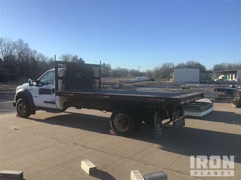 2006 Ford F-550 XL 4x4 Flatbed Truck in Oak Grove, Minnesota, United ...