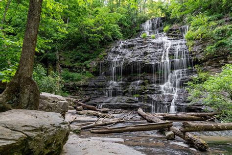 10 Stunning Waterfalls Near Walhalla Sc Stuck On The Go