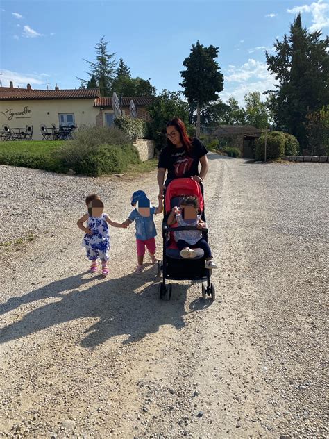 In Vendemmia Con I Bambini All Azienda Lignanello