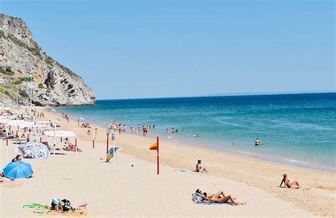 Praia da Califórnia, Portugal - Beach Guide, Info, Photos - BeachAtlas