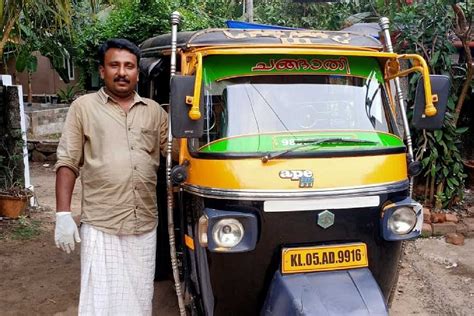 kerala auto driver   delivering essentials