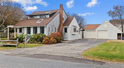 54 Lighthouse Rd Scituate Ma 02066 Mls 72507483 Redfin