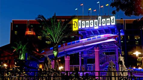 Disneyland Resort Hotels - LaughingPlace.com