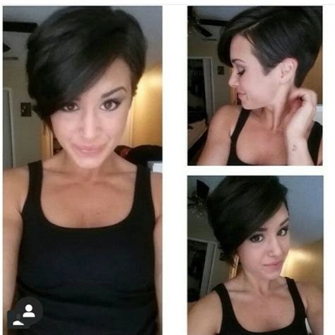 Hot Sexy Yuliya Kostyushkina Bikini Pics