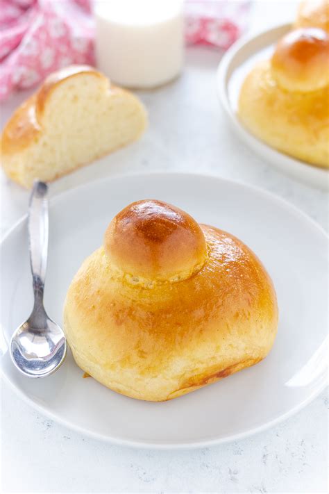 Brioche Col Tuppo Ricetta Semplice Della Pasticceria Siciliana