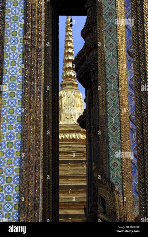 View inside the Grand Palace complex, Bangkok, Thailand Stock Photo - Alamy