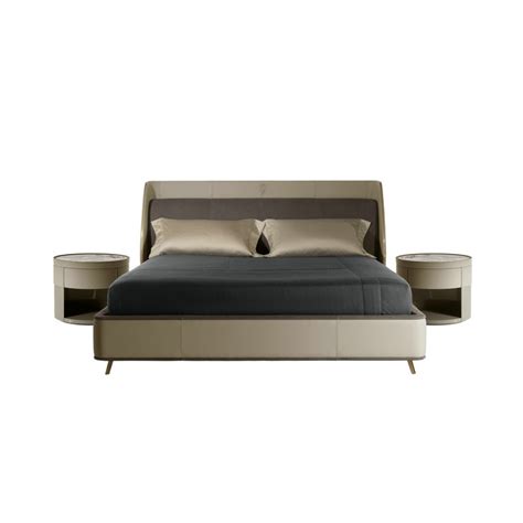 Visionnaire Le Comte Bed