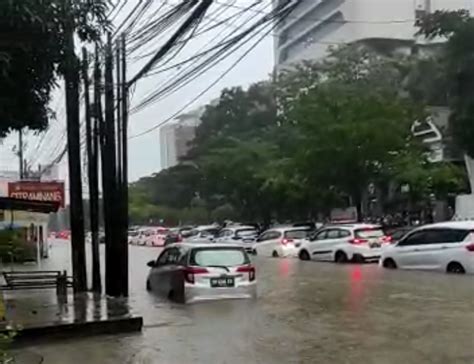 Pemerintah Siap Evakuasi Masyarakat Terdampak Banjir Di Makassar Rt Readtimes Id