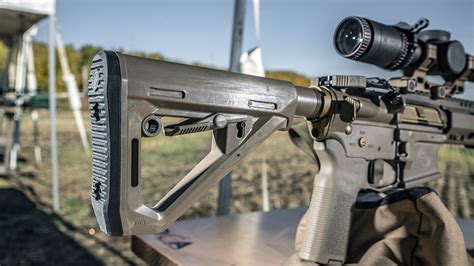 VIDEO Running An AR With The New Magpul DT Carbine Stock