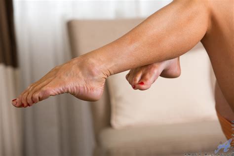 Amber Michaels Mature And Frisky Amber Michaels S3 016 Porn Pic