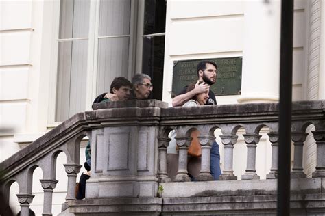 Families of Brazilian plane crash victims gather in Sao Paulo as French ...