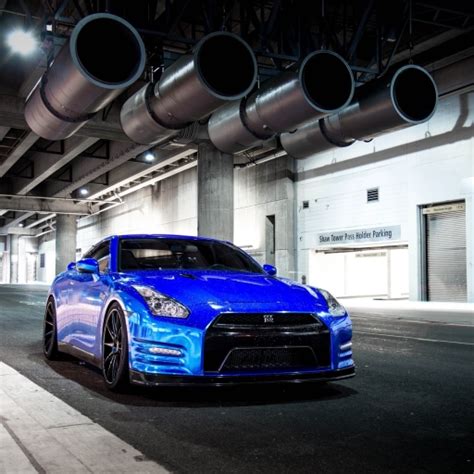 Download Vehicle Nissan Gt R Pfp