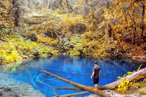 Danau Sebening Kaca Di Indonesia Sulit Dipercaya Saking Jernih Airnya