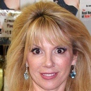 Ramona Singer - Age, Family, Bio | Famous Birthdays