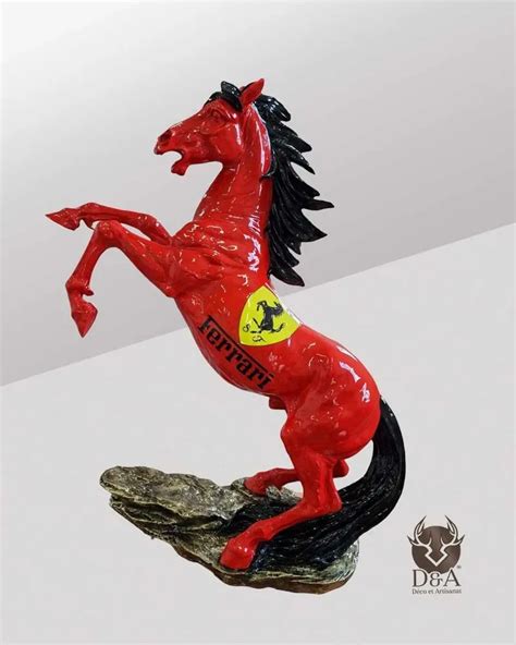 Animaux En R Sine Contemporains Statue D Un Cheval Cabr Ferrari