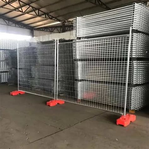 Canada Temporary Fence PVC Chain Link Wire Mesh Temporary Fence