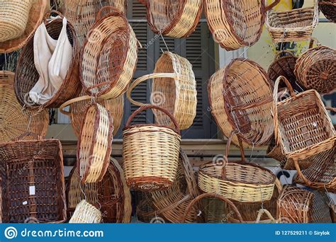 Cestas De Armadura De Mimbre Tradicionales Imagen De Archivo Imagen