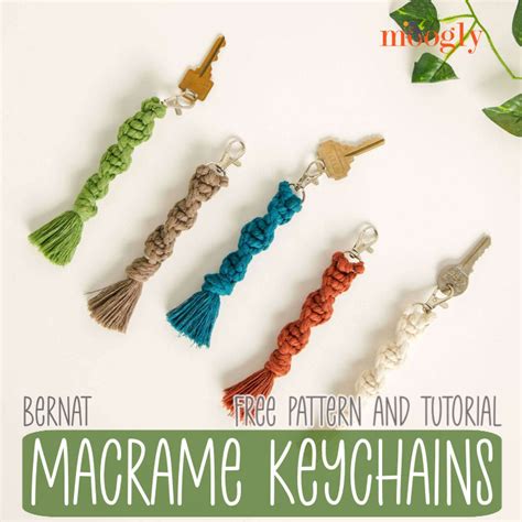 Bernat Macram Keychains Free Pattern And Tutorial Moogly