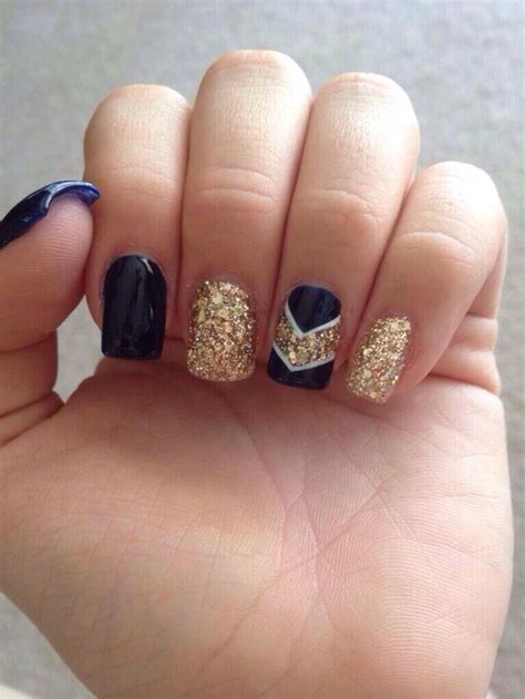 Cheer Nails Gold Nail Designs Fall Nail Art Designs Cute Nail Designs