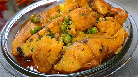 আলু ফুলকোপি দিয়ে রুই মাছের ঝোল Aloo Fulkopi Diye Rui Machher Jhol