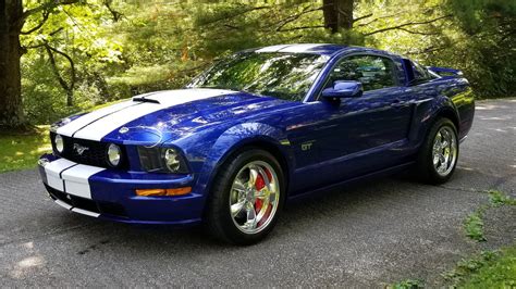 Sonic Blue 2005 Ford Mustang