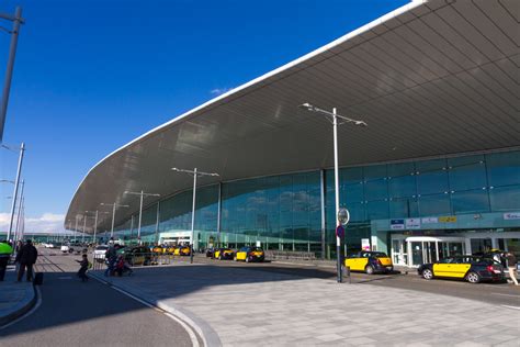 Cómo ir desde el aeropuerto de Barcelona al centro de la ciudad Blog