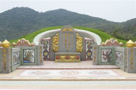 Chinese Tomb Stone In Graveyard With Blue Sky Stock Image - Image of ...