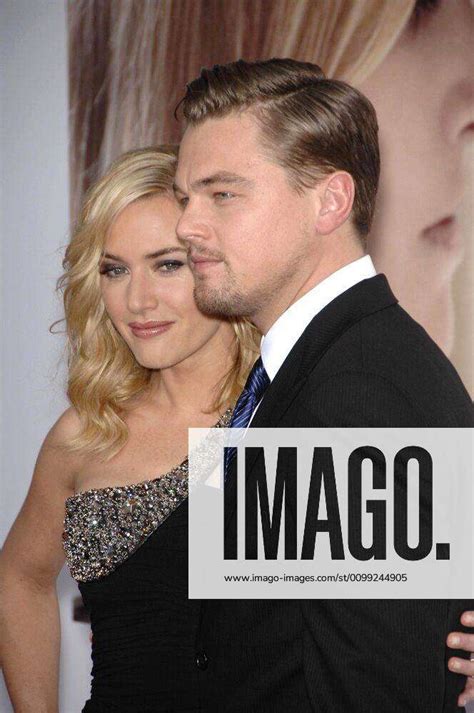 Kate Winslet Leonardo Dicaprio At Arrivals For World Premiere Of