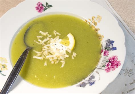 Sellerie Suppe Mit Lauch Rezept Für 4 Personen Keine Scheu Vor Fett