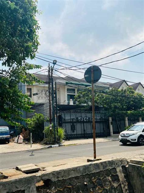 Rumah Lantai Bagus Unfurnished Shm Di Harga Menarik