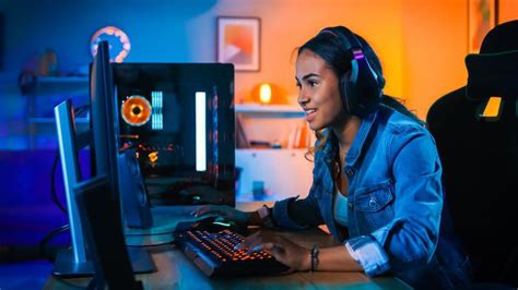 Digital gamer guide: 10 tips to help new online players | TechRepublic