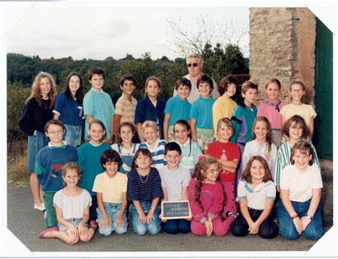 Photo De Classe Cm De Ecole De La Vallee Du Lay Mareuil Sur Lay