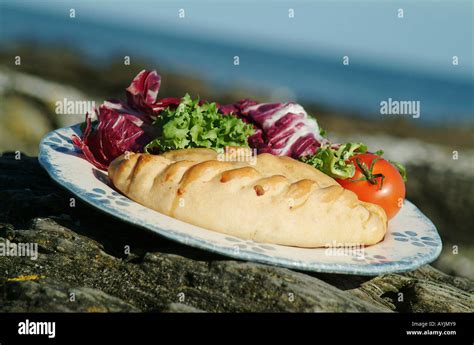 traditional cornish pasty, cornwall, england Stock Photo - Alamy