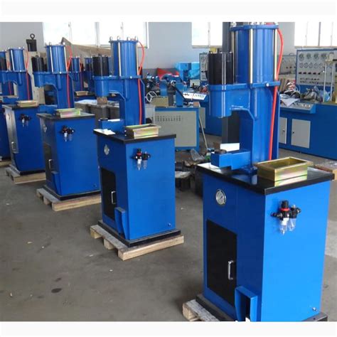 Baohua Equipment Pneumatic Hydraulic Brake Shoe Riveting Machine