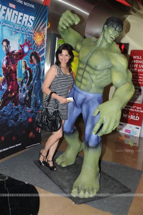 1st PICTURE Deepshikha Nagpal Hot Pictures And Photo