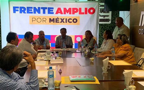 Instalan Comité Local del Frente Amplio por México en BCS El