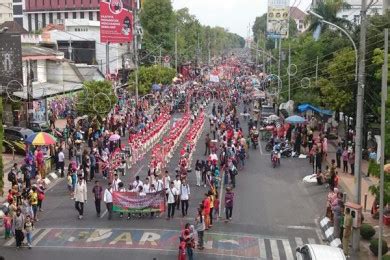 Hypeabis Munggahan Sampai Dugderan Yuk Simak 8 Tradisi Unik Sambut