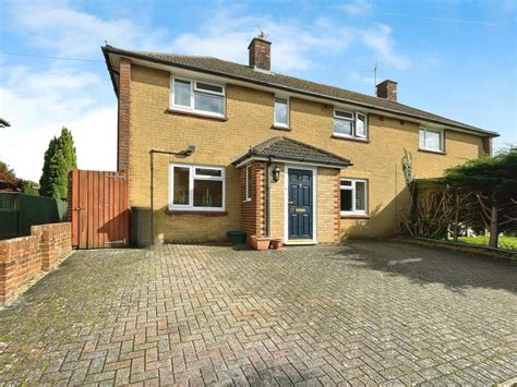 3 Bedroom Semi Detached House For Sale In Sandys Road Basingstoke Rg22