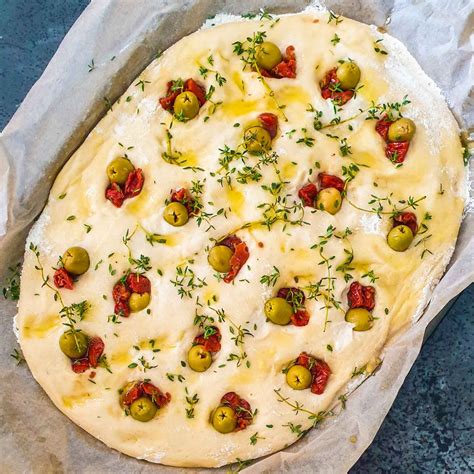 Foccacia Aux Olives Et Tomates Confites La Cerise Sur Le Maillot