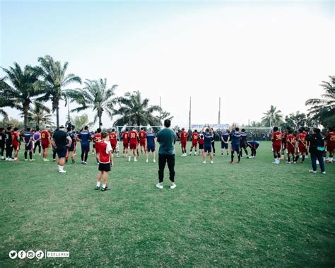 Jelang Lawan Arema Di Bali Sleman Fans Datangi Latihan PSS