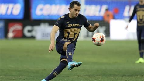 Chivas Le Ofrece Este Jugador A Pumas A Cambio De Alan Mozo