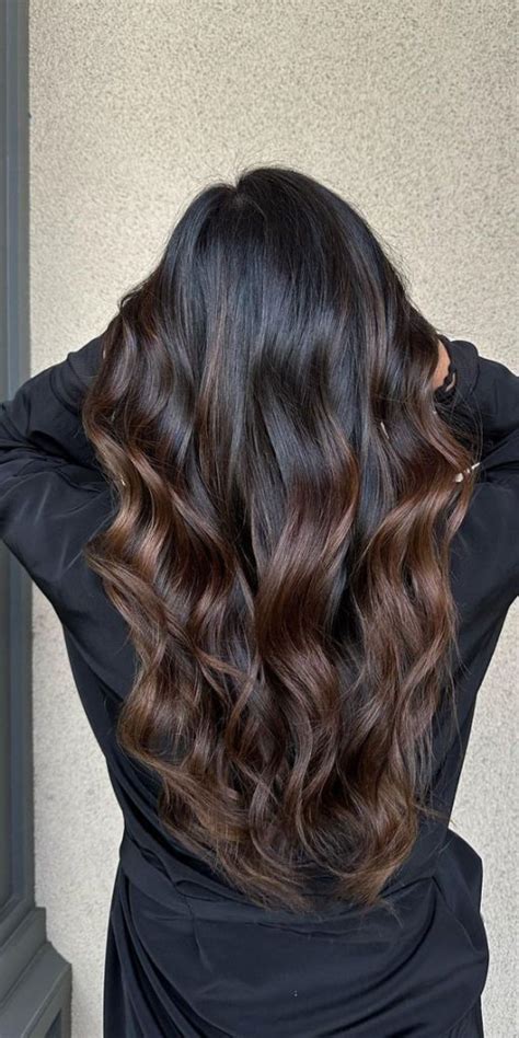 42 Breathtaking Balayage Hair Ideas : Moody Brunette