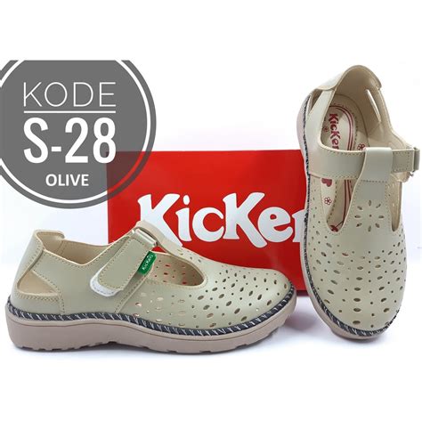 Jual Sepatu Wanita Merk Kickers Slip On Kode S Shopee Indonesia